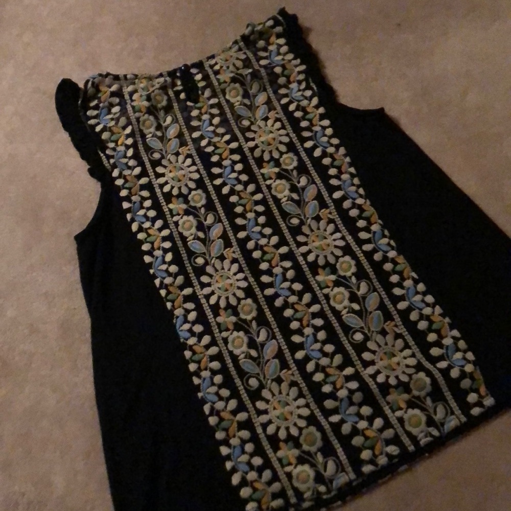 Embroidered Anthropologie top! - Picture 8 of 8